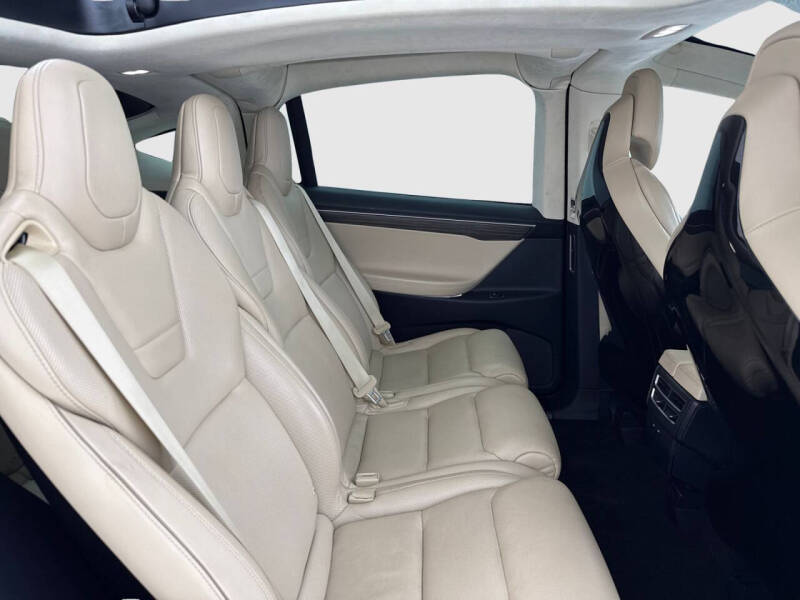2016 Tesla Model X P90D