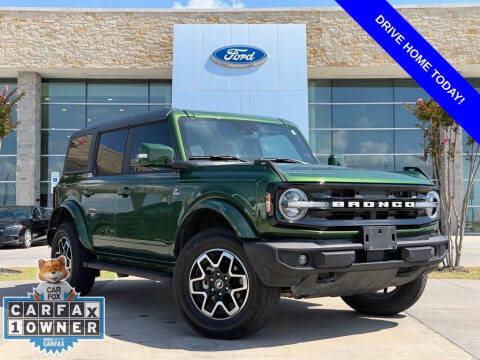 2024 Ford Bronco Outer Banks
