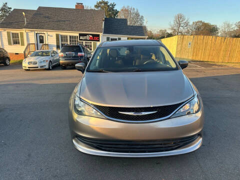 2017 Chrysler Pacifica Touring