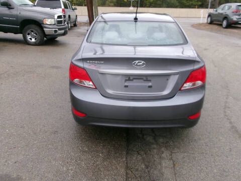 2016 Hyundai Accent SE