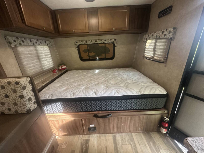 2018 Coachmen RV Clipper