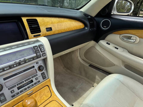 2005 Lexus SC 430