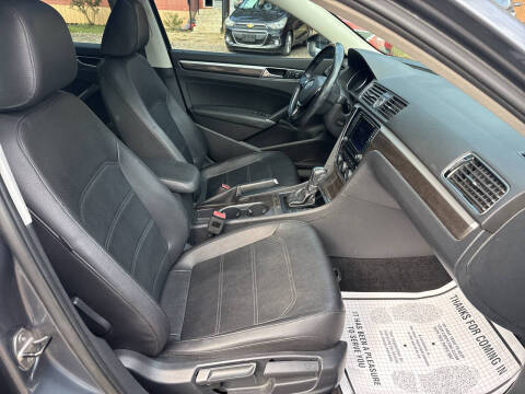 2017 Volkswagen Passat 1.8T SE