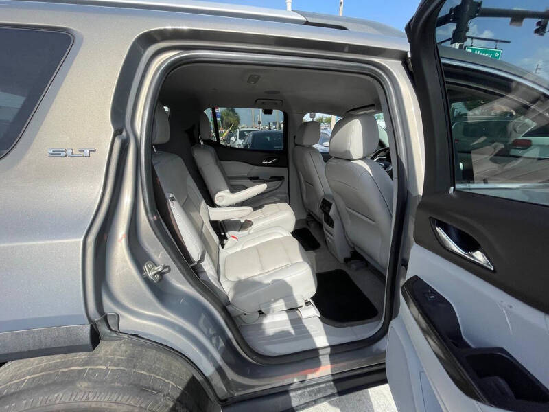 2019 GMC Acadia SLT-1