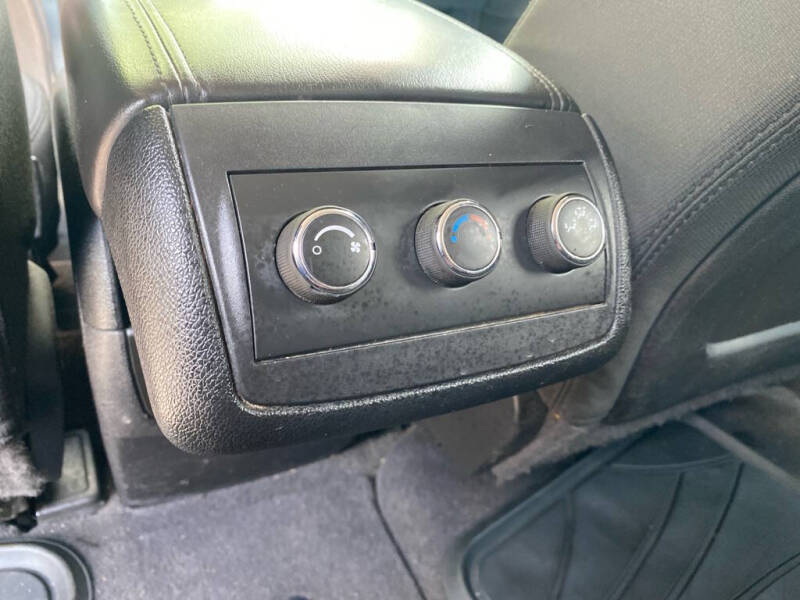 2012 Chevrolet Traverse LT