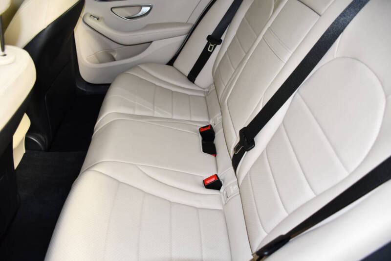 2016 Mercedes-Benz C-Class