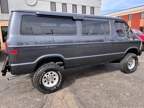 1984 RAM VANCHARGER 4X4