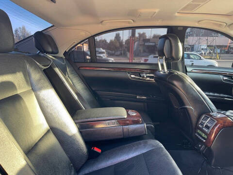 2012 Mercedes-Benz S-Class S 550 4MATIC
