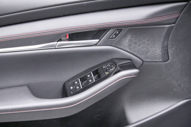 2025 Mazda Mazda3 Sedan 2.5 S Carbon Edition