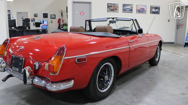1972 MG B
