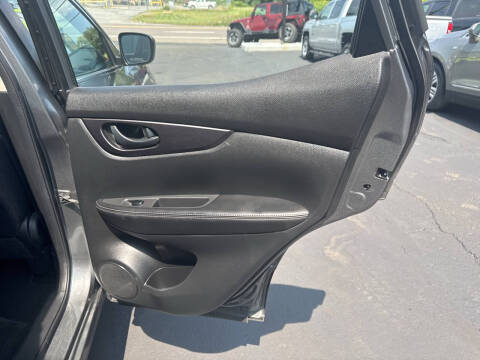 2017 Nissan Rogue Sport S