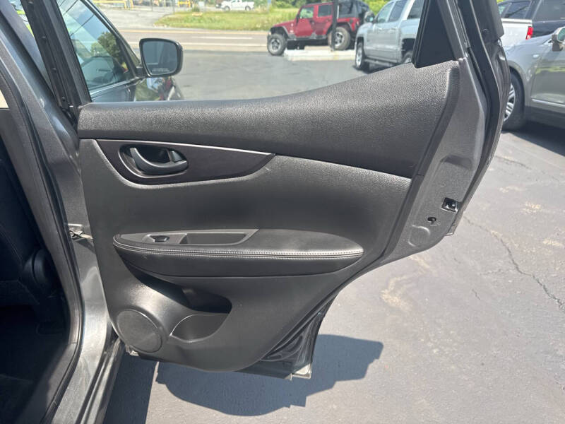 2017 Nissan Rogue Sport S