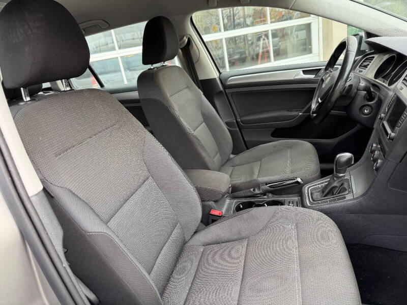 2016 Volkswagen Golf SportWagen TSI S