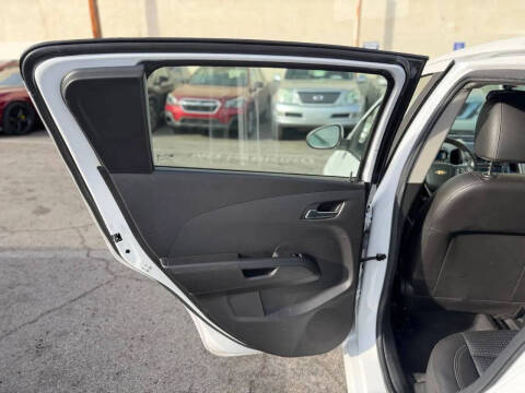 2016 Chevrolet Sonic LTZ Auto