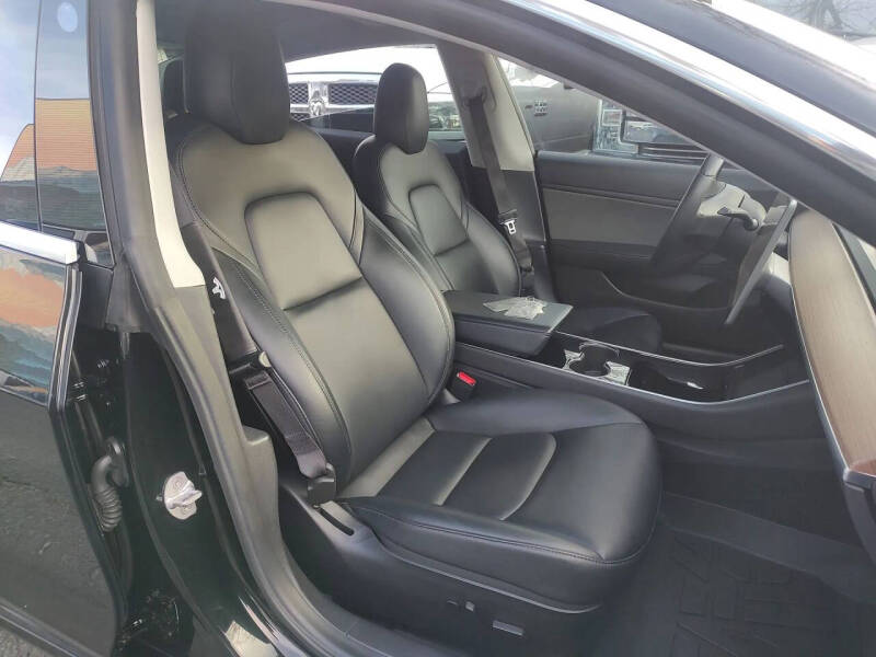 2019 Tesla Model 3 Performance