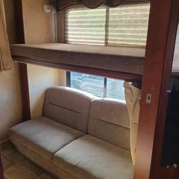 2010 Forest River Sunseeker RV