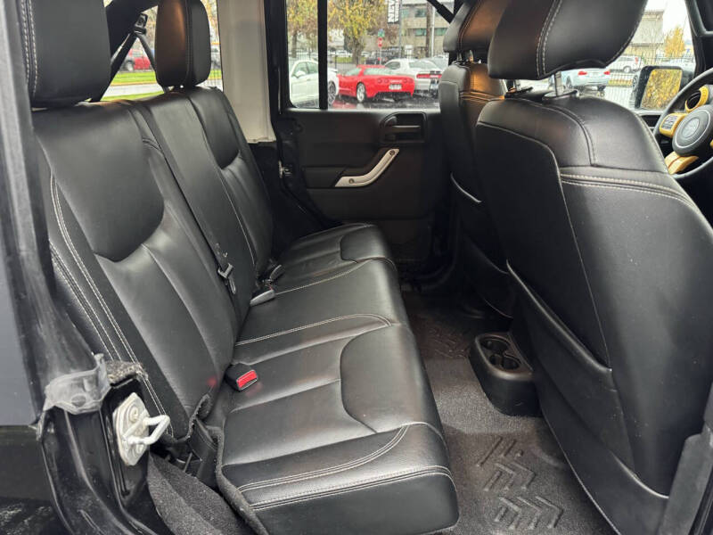 2016 Jeep Wrangler Unlimited Sahara