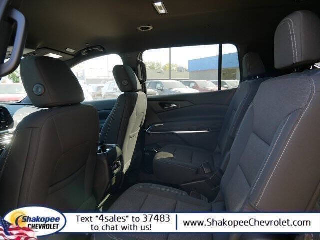 2024 Chevrolet Traverse LT