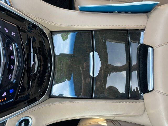 2019 Cadillac Escalade Platinum