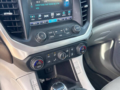 2019 GMC Acadia SLT-1