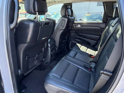 2018 Jeep Grand Cherokee Summit