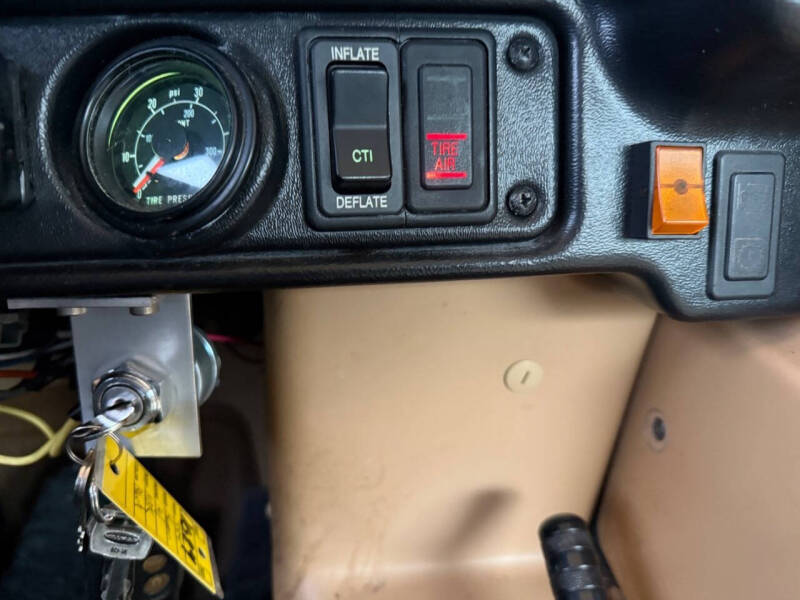 1994 AM General Hummer Hard Top