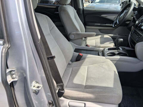 2017 Honda Pilot EX
