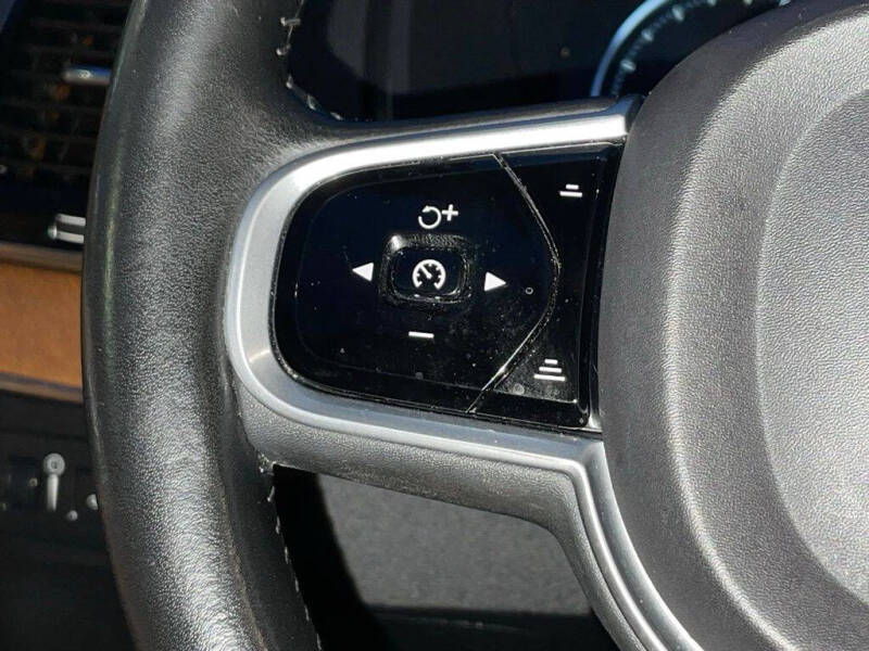 2018 Volvo XC90 T8 eAWD Inscription