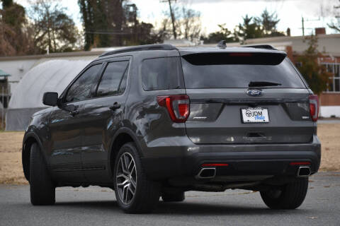 2017 Ford Explorer Sport
