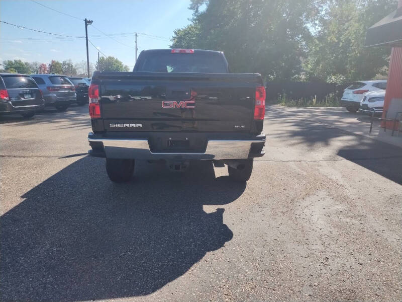 2015 GMC Sierra 2500HD SLE photo 17