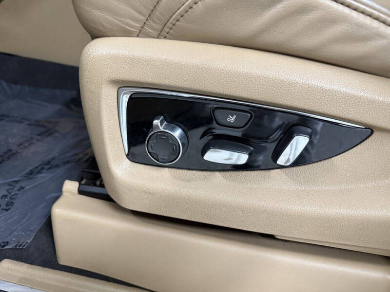 2018 Cadillac Escalade ESV Platinum