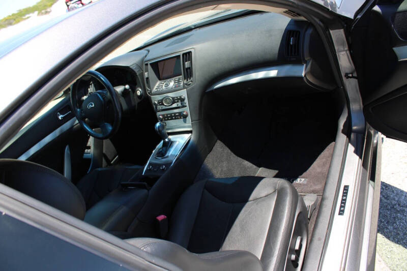 2013 Infiniti G37 Coupe x