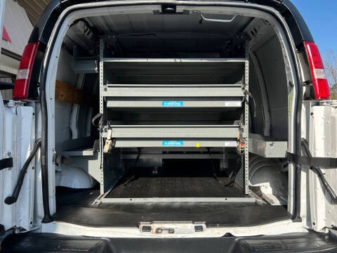 2018 Chevrolet Express 2500