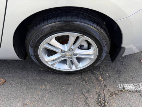 2017 Chevrolet Cruze LT Auto