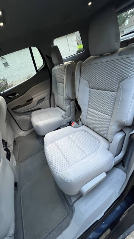 2018 GMC Acadia SLE-2