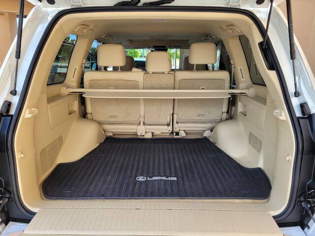 2019 Lexus LX 570