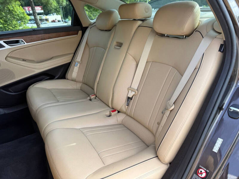 2017 Genesis G80