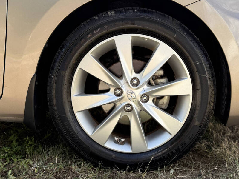 2013 Hyundai Accent GLS