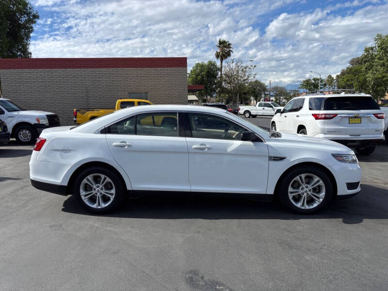 2015 Ford Taurus