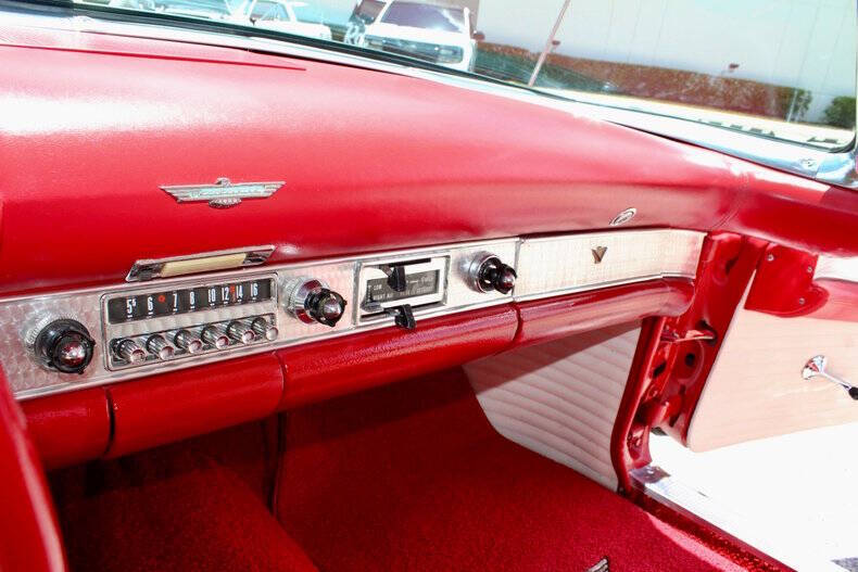 1955 Ford Thunderbird