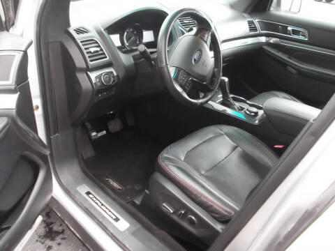 2017 Ford Explorer Sport