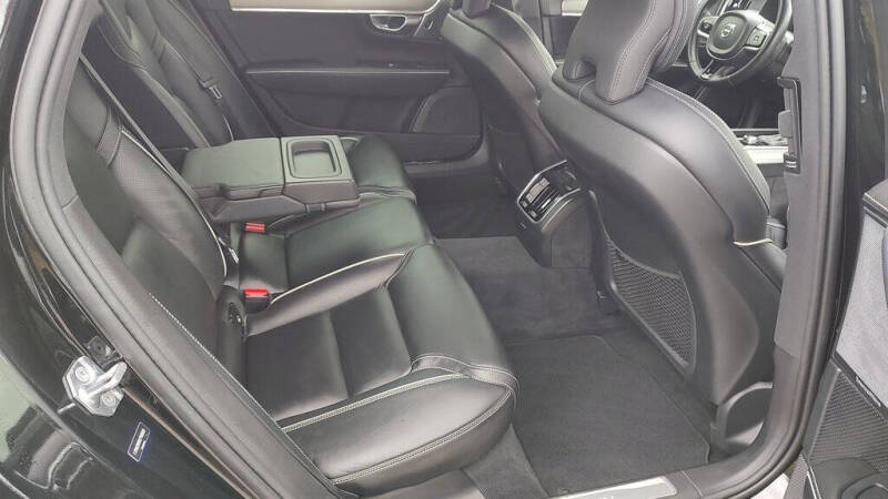 2020 Volvo S90 T6 R-Design