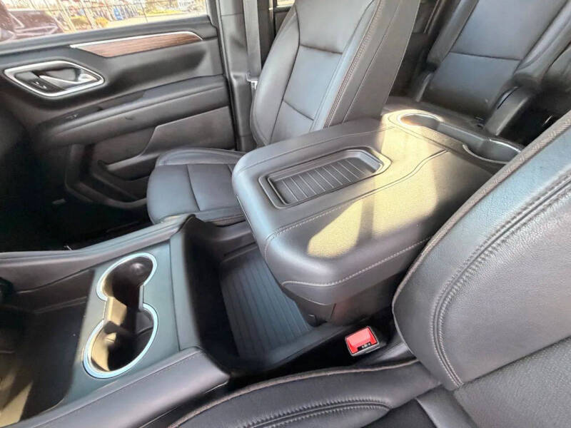 2023 Chevrolet Suburban High Country