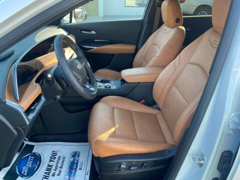 2025 Cadillac XT4 Sport