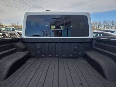 2026 Jeep Gladiator Sahara