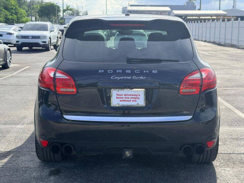 2014 Porsche Cayenne Turbo