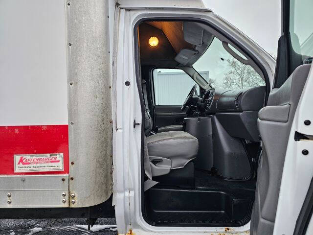 2003 Ford E-Series E-550 SD