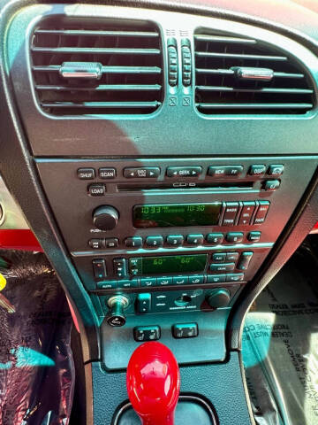 2003 Ford Thunderbird