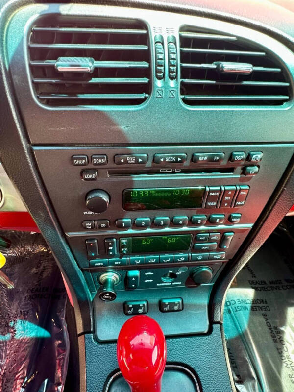 2003 Ford Thunderbird