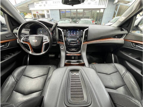 2014 Cadillac Escalade Premium